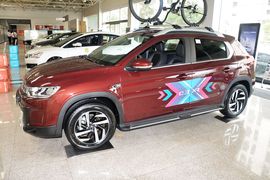 2015款雪铁龙C3-XR 1.6L自动先锋型