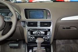 2015款奥迪Q5 40TFSI技术型