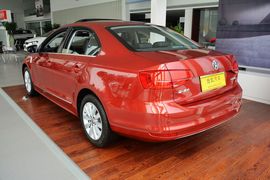2015款大众速腾1.6L手动舒适型