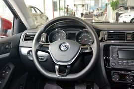 2015款大众速腾1.6L手动舒适型