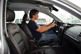 2015款哈弗H5 2.0T手动四驱精英型