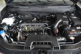 2015款现代悦动1.6L自动豪华型