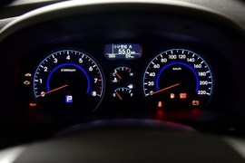 2015款现代悦动1.6L自动豪华型