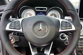 2015款奔驰CLA220 4MATIC