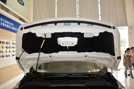 2015款福特翼虎2.0L GTDi四驱尊贵型