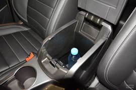 2015款福特翼虎2.0L GTDi四驱尊贵型