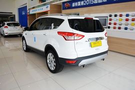 2015款福特翼虎2.0L GTDi四驱尊贵型