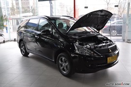 2009款三菱格蓝迪豪华版7座