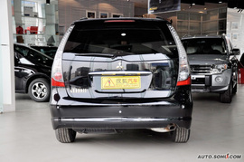 2009款三菱格蓝迪豪华版7座