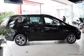 2009款三菱格蓝迪豪华版7座