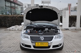 2010款大众迈腾1.4TSI