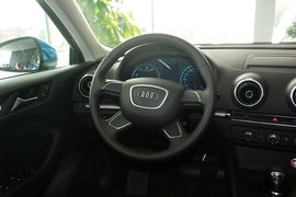 2014款奥迪A3 Sportback 35TFSI进取型