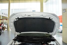 2014款奔腾B70 2.0L手动舒适型