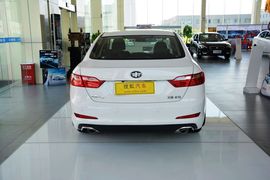 2014款奔腾B70 2.0L手动舒适型