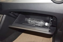 2015款荣威350 1.5L手动尊享版到店实拍