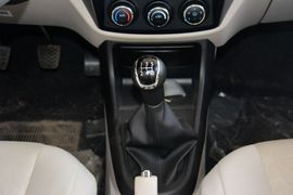 2014款一汽夏利N5 1.3L手动豪华型