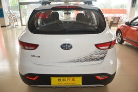 2015款骏派D60 1.5L手动舒适型