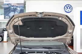 2015款大众高尔夫1.6L自动舒适型