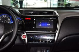 2015款本田锋范1.5L CVT旗舰版