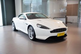 2014款阿斯顿马丁DB9 6.0L Carbon White Coupe