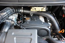 2014款江淮瑞风M5 2.0T自动商务版