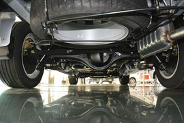 2014款江淮瑞风M5 2.0T自动商务版