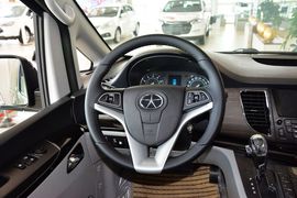 2014款江淮瑞风M5 2.0T自动商务版