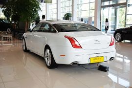 2015款捷豹XJL 3.0 SC 四驱尊享商务版