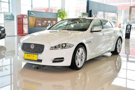 2015款捷豹XJL 3.0 SC 四驱尊享商务版