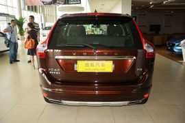 2016款沃尔沃XC60 2.0T T5智行版