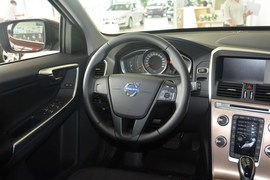 2016款沃尔沃XC60 2.0T T5智行版