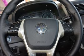 2014款东风风行景逸S50 1.6L CVT旗舰型