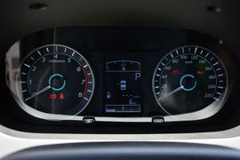 2014款东风风行景逸S50 1.6L CVT旗舰型