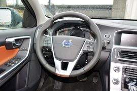 2016款沃尔沃S60L T4智远版