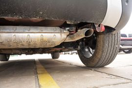 2015款中华V3 1.5T自动旗舰型