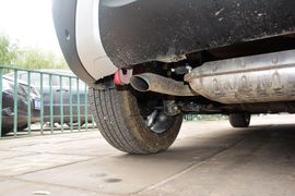 2015款中华V3 1.5T自动旗舰型