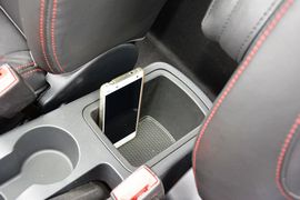 2015款中华V3 1.5T自动旗舰型