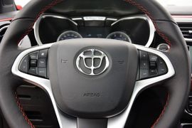 2015款中华V3 1.5T自动旗舰型