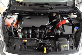 2013款福特嘉年华三厢1.5自动品尚型