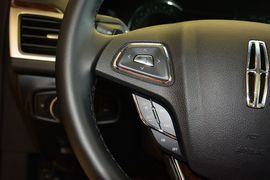 2014款林肯MKZ 2.0T尊雅版