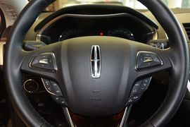 2014款林肯MKZ 2.0T尊雅版