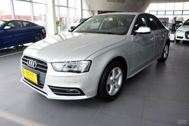 2015款奥迪A4L 35TFSI 300万纪念智领版