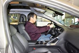 2015款标致3008 2.0L自动潮流版