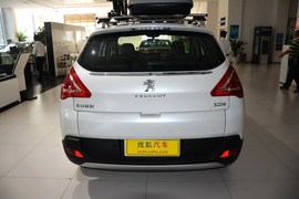 2015款标致3008 2.0L自动潮流版