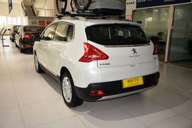 2015款标致3008 2.0L自动潮流版