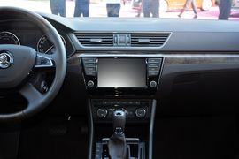 2016款斯柯达全新速派TSI380旗舰型