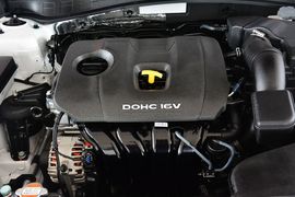 2016款起亚K5 2.0L自动型