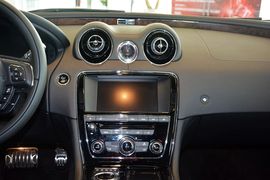 2015款捷豹XJL 3.0 SC 80周年典藏尊享商务版