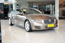2015款捷豹XJL 3.0 SC 80周年典藏尊享商务版