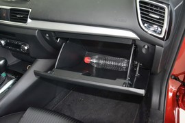2016款马自达3 昂克赛拉1.5L自动豪华型到店实拍